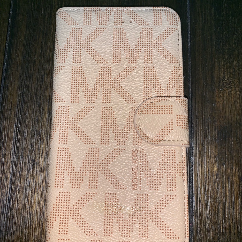 iPhone 7/8 plus MK wallet case